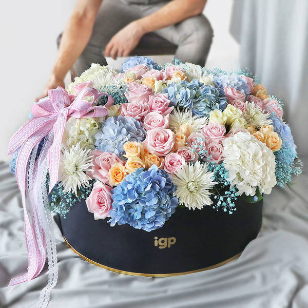 108 Mixed Flowers Valentine's Day Arrangement