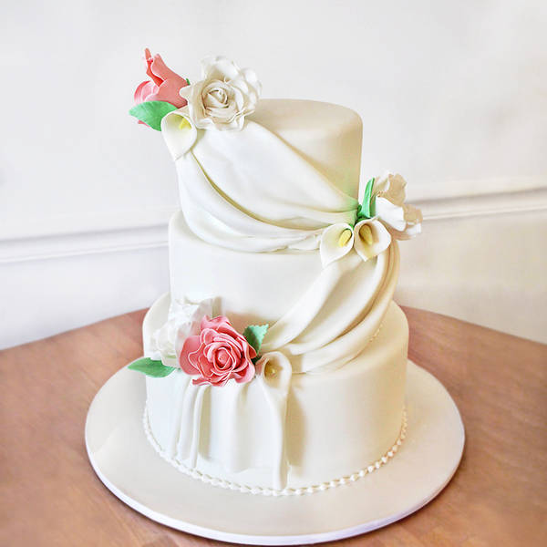 3 Tier Floral Fondant Cake (8 Kg)