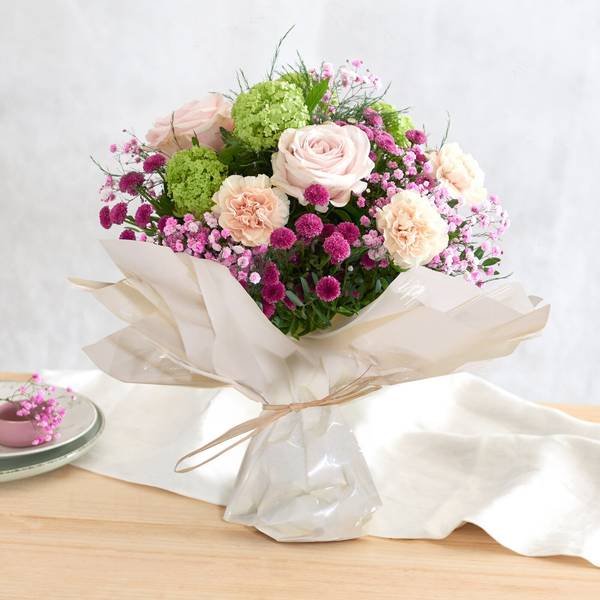 A touch of tenderness and water bubble