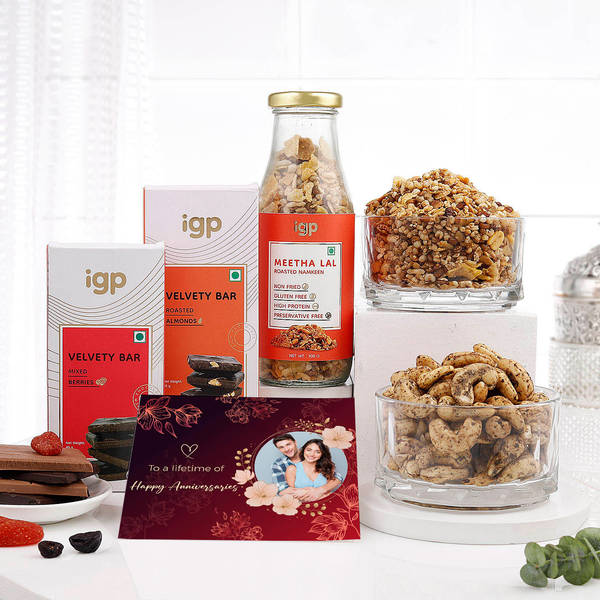 Anniversary Cheer Personalized Hamper