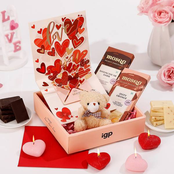 Blushing Love Valentine's Day Gift Hamper