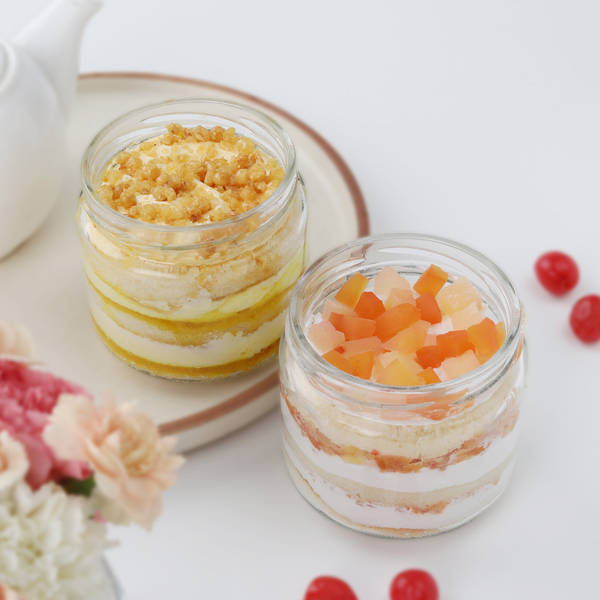 Butterscotch and Mix Fruit Jar Cakes