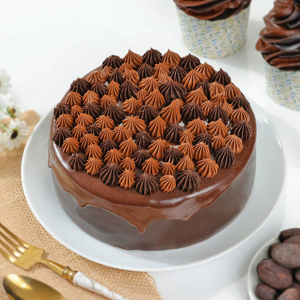 Chocolate Truffle Cream Cake
