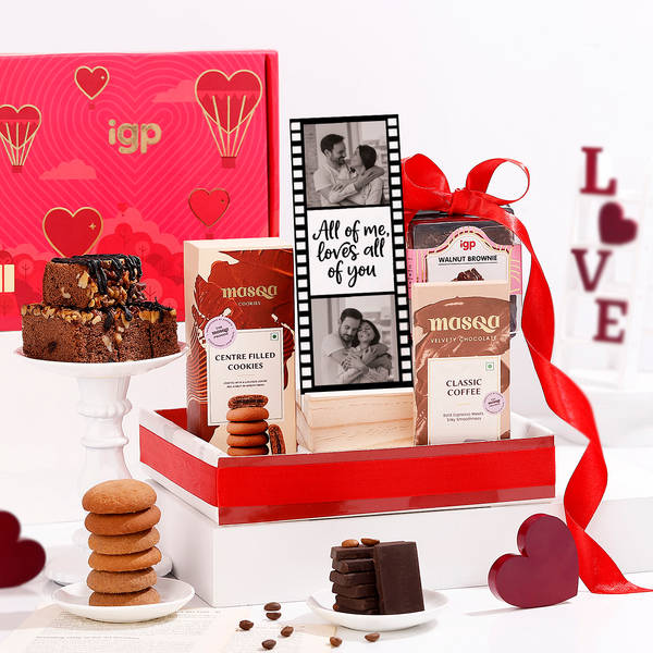 Chocolatey Love Personalized Gift Hamper