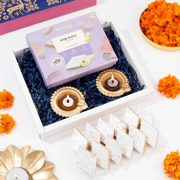 Classic And Gleaming Diwali Combo