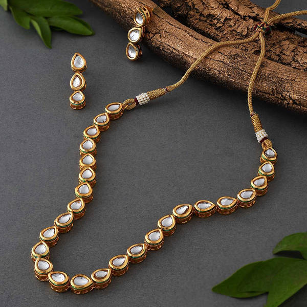 Classic Kundan Necklace Set