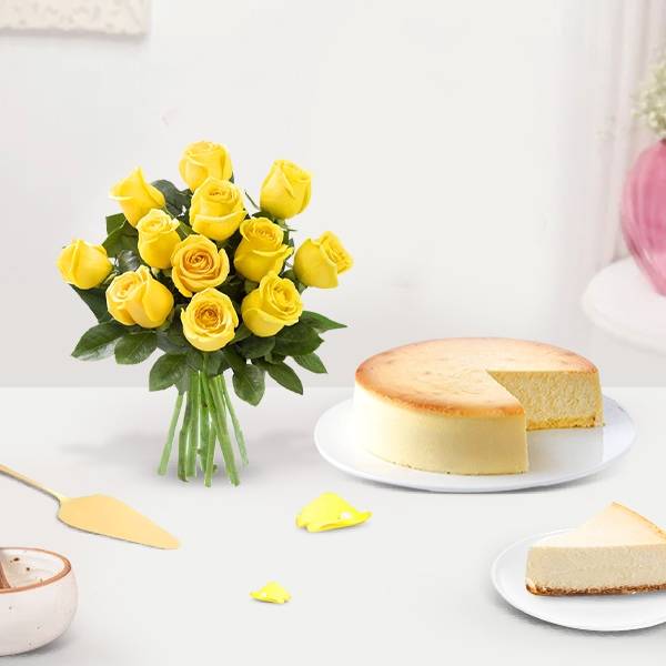 Classic New York Cheesecake And Yellow Roses Duo