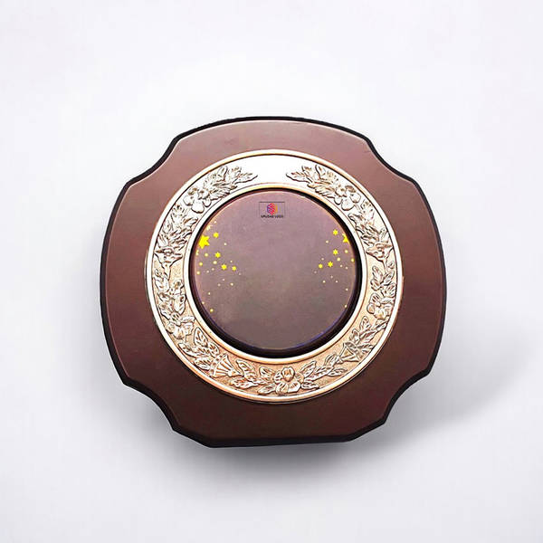 Classic Wooden Round Frame Trophy