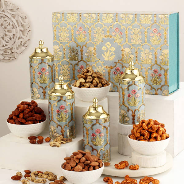 Dazzling Munchies Hamper