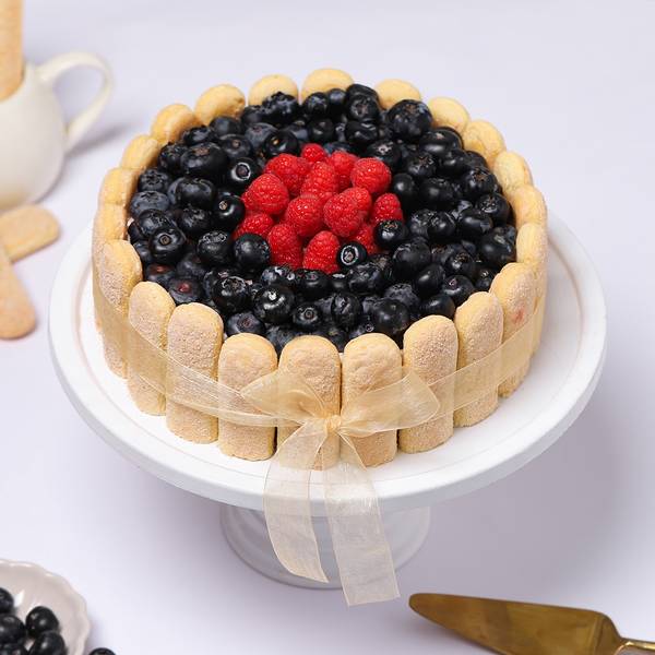 Decadent Berry Finger Cake (Half Kg)
