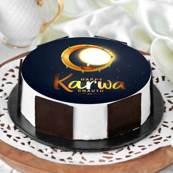 Delicious Karwa Chauth Cake