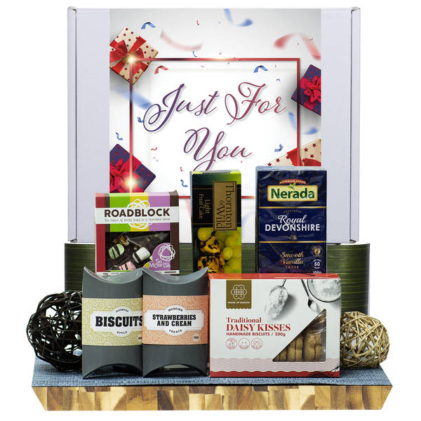 Delightful Indulgence Snack Hamper