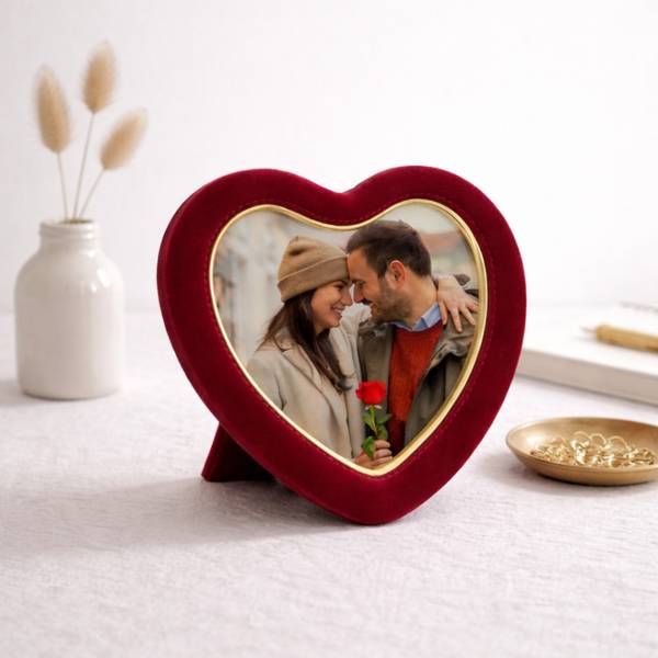 Elegant Heart-Shaped Photo Frame For Valentine's Day