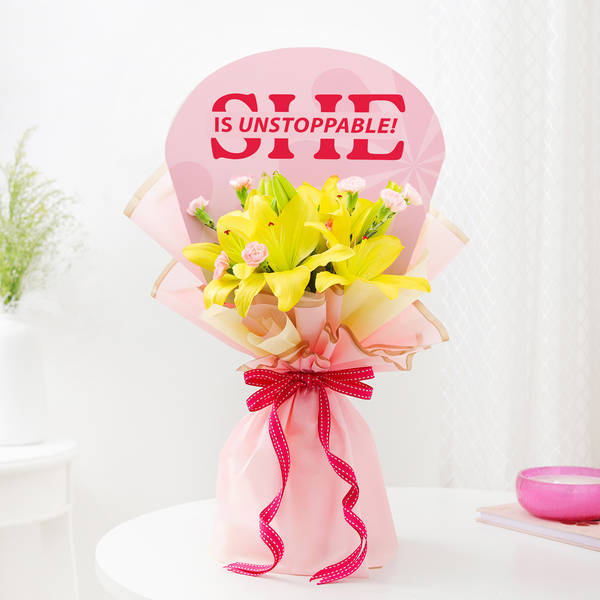 Elegant Women's Day Bouquet