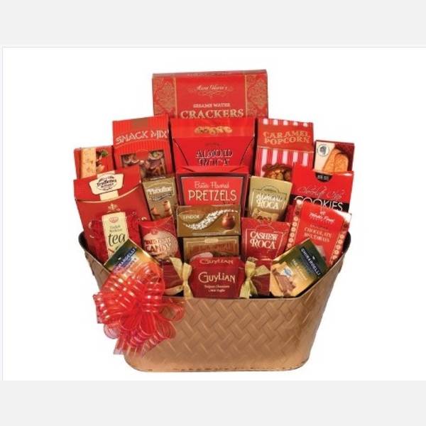 Evergreen Holiday Indulgence Basket