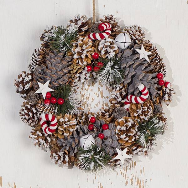 Frostberry Pinecone Christmas Wreath