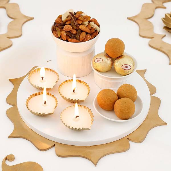 Glimmer And Gourmet Diwali Hamper