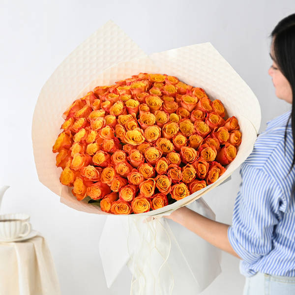 Golden Flame Bouquet - 100 Orange Roses