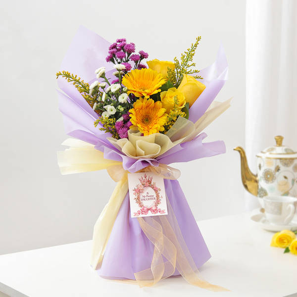 Golden Moments Bouquet For Daughter