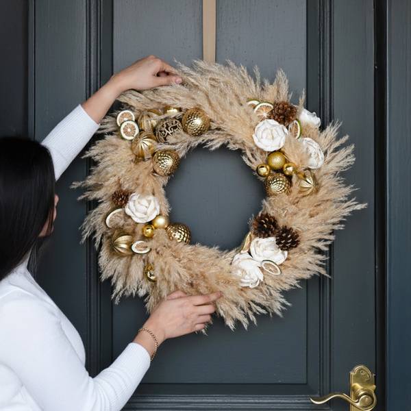 Golden Pampas Wreath