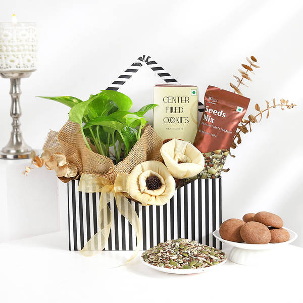 Good Fortune Envelope Hamper