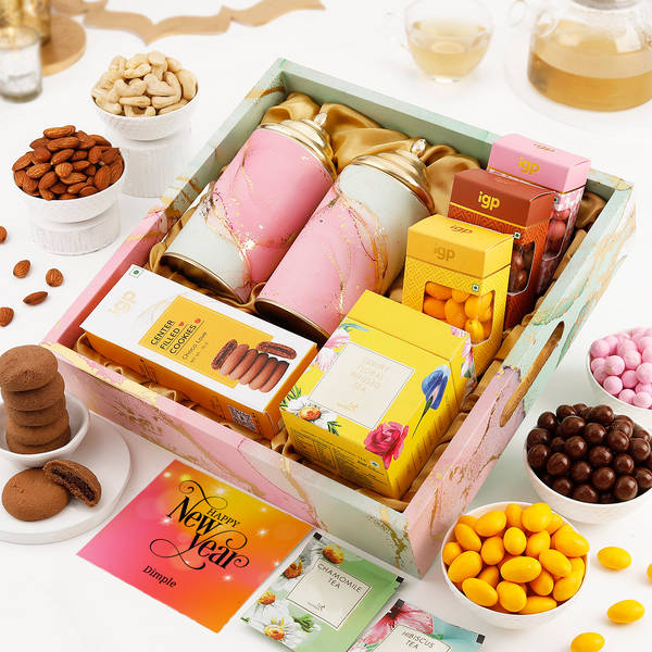 Gourmet Indulgence Personalized New Year Hamper