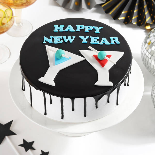 Happy New Year Chocolate Cake (2 Kg)