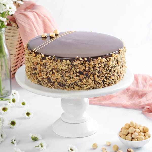 Hazelnut Crunch Chocolate Cake (1 Kg)