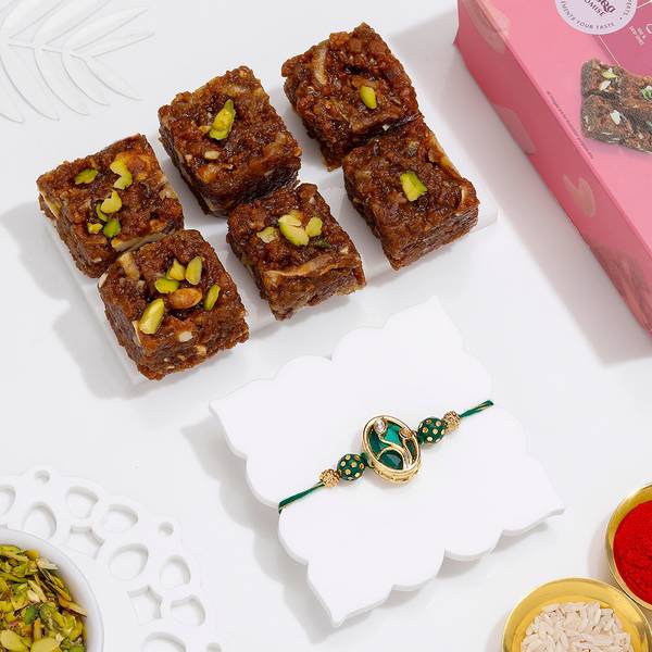 Kundan Charm And Dodha Delight