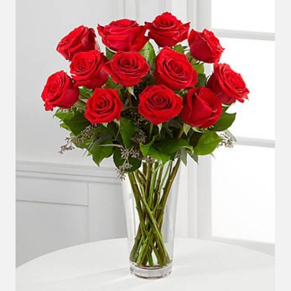 Long Stem Red Rose Arrangement