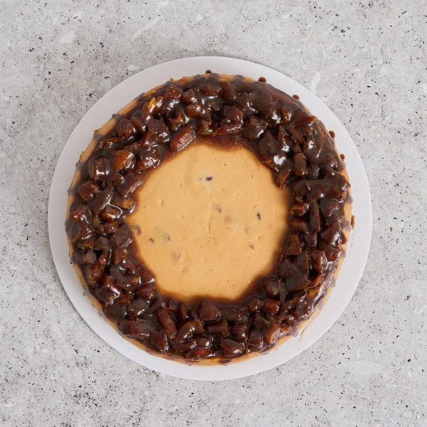 Luscious Dates Cream Cake (1450 Grams)