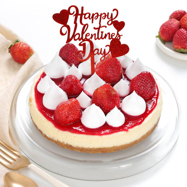 Luscious Strawberry Cheese Cake (600 Gm)