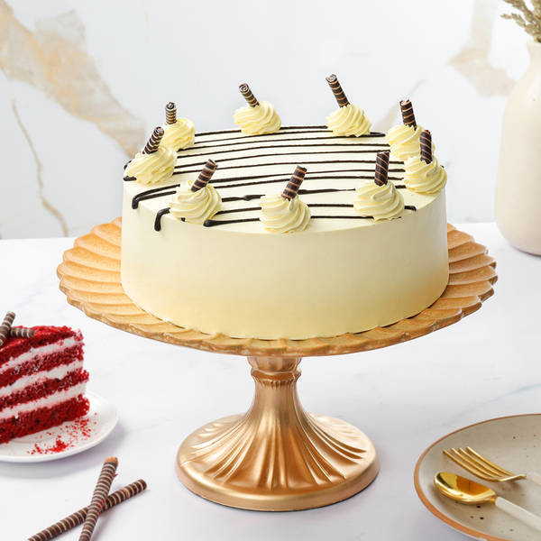 Lush Nutella Red Velvet Cake (1 Kg)