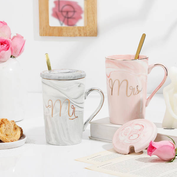 Mr. And Mrs. Mug Set