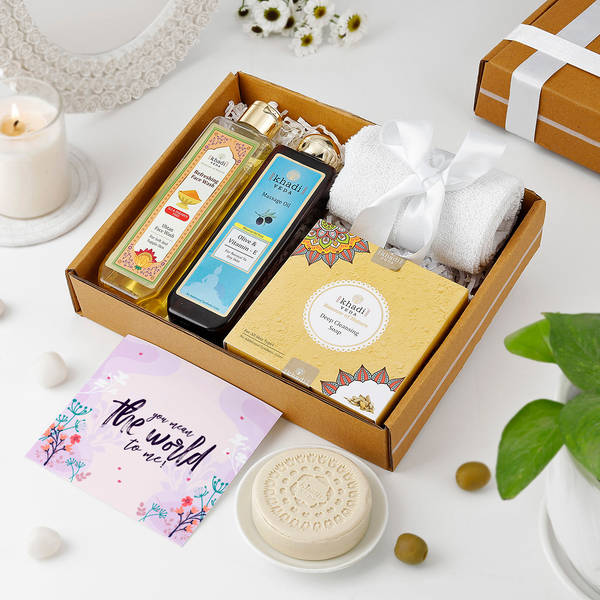 Nourishing Essentials Gift Box