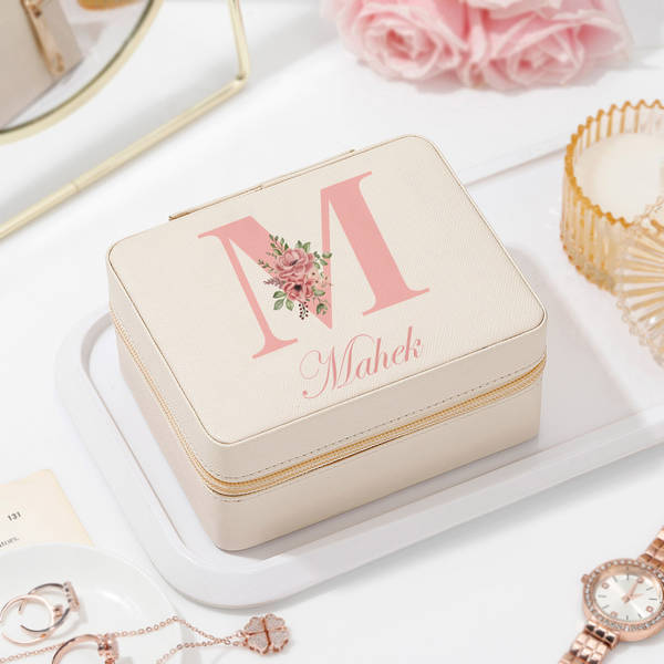 Personalized Chic Off-White Jewellery Organizer