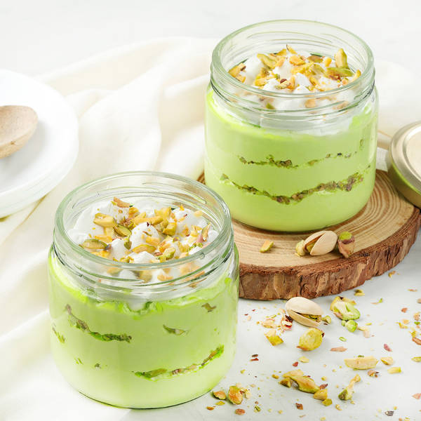 Pistachio Milk Jar Cake Set Of 2 (190 gm)