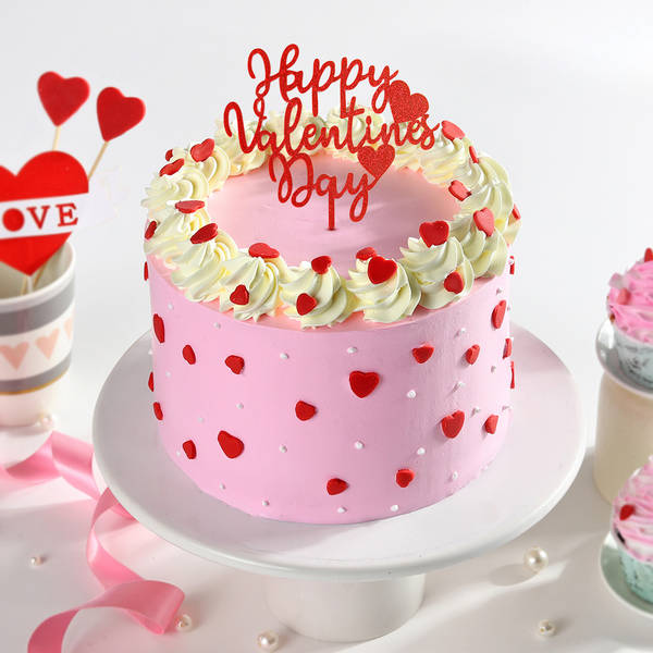 Pretty Pink Valentine Cake (600 gm)