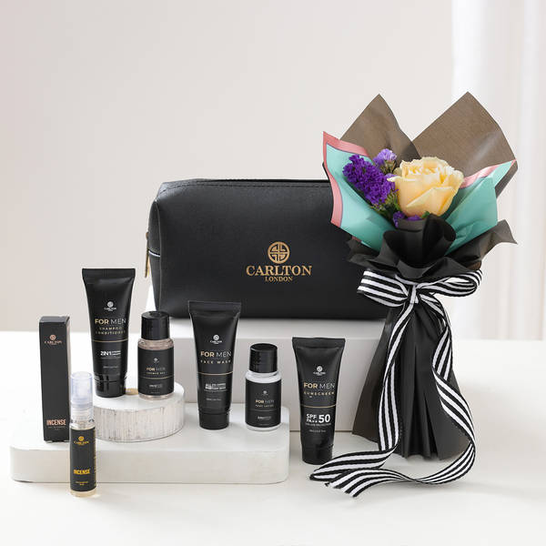 Rejuvenating Men's Personal Care Kit With Bouquet