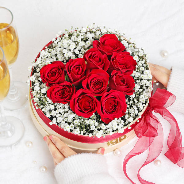 Romantic Moments Valentine's Day Arrangement