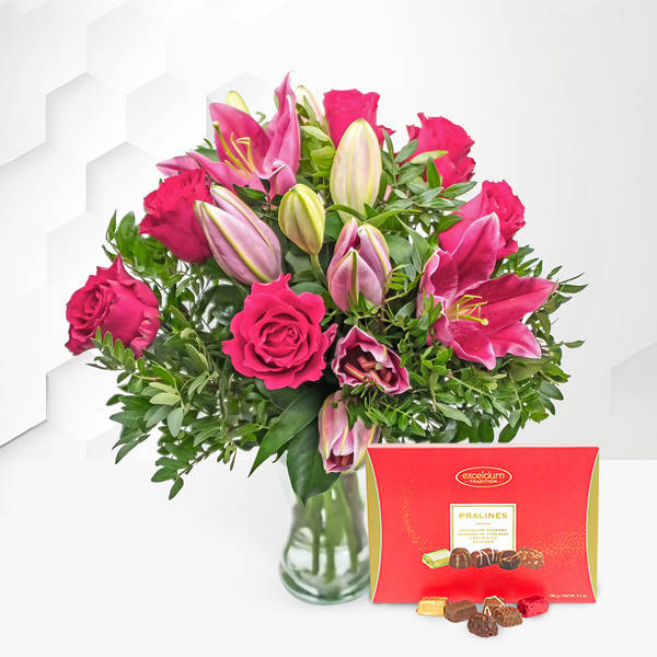 Rose & Lily With Chocolate