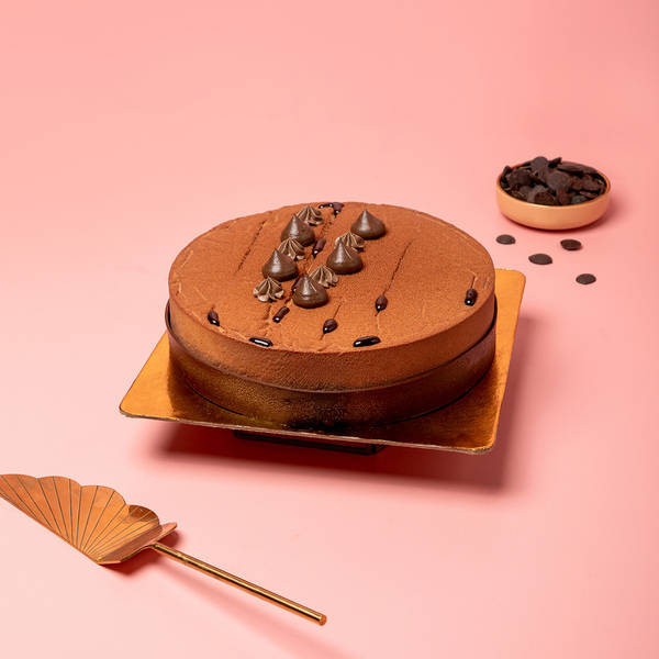 Silky Indulgence Chocolate Mousse Cake (600 Gms)
