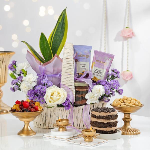 Splendid Glow Diwali Gift Set