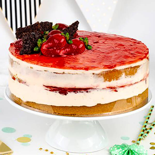 Strawberry Cream Cake