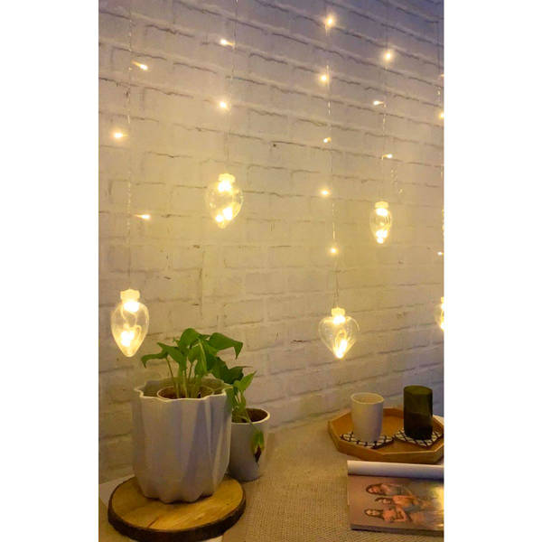 String Lights With Bulbs - Heart - Transparent