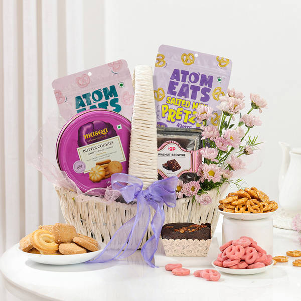 Sweet Gourmet Macrame Basket Gift Hamper