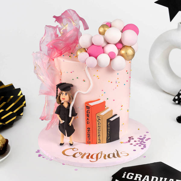 Sweet Milestone Graduation Cake (2 Kg)