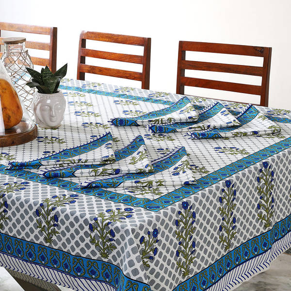 Tablecloth with Napkins (Set of 6)