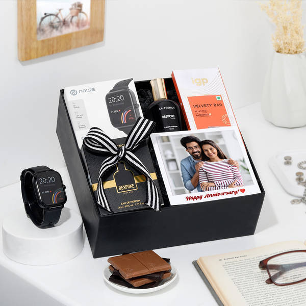 Timeless Elegance Personalized Anniversary Hamper