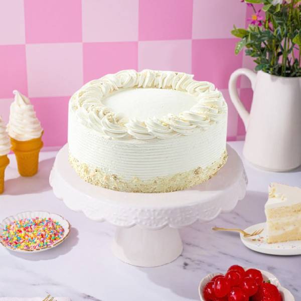 Velvety Vanilla Cream Cake